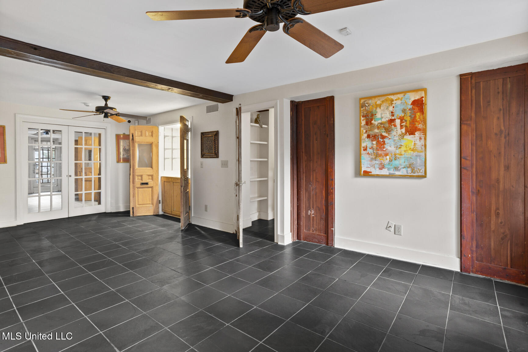 923 Pinehurst Street Jackson, MS 39202 - Photo 34 of 40 923 Pinehurst-29