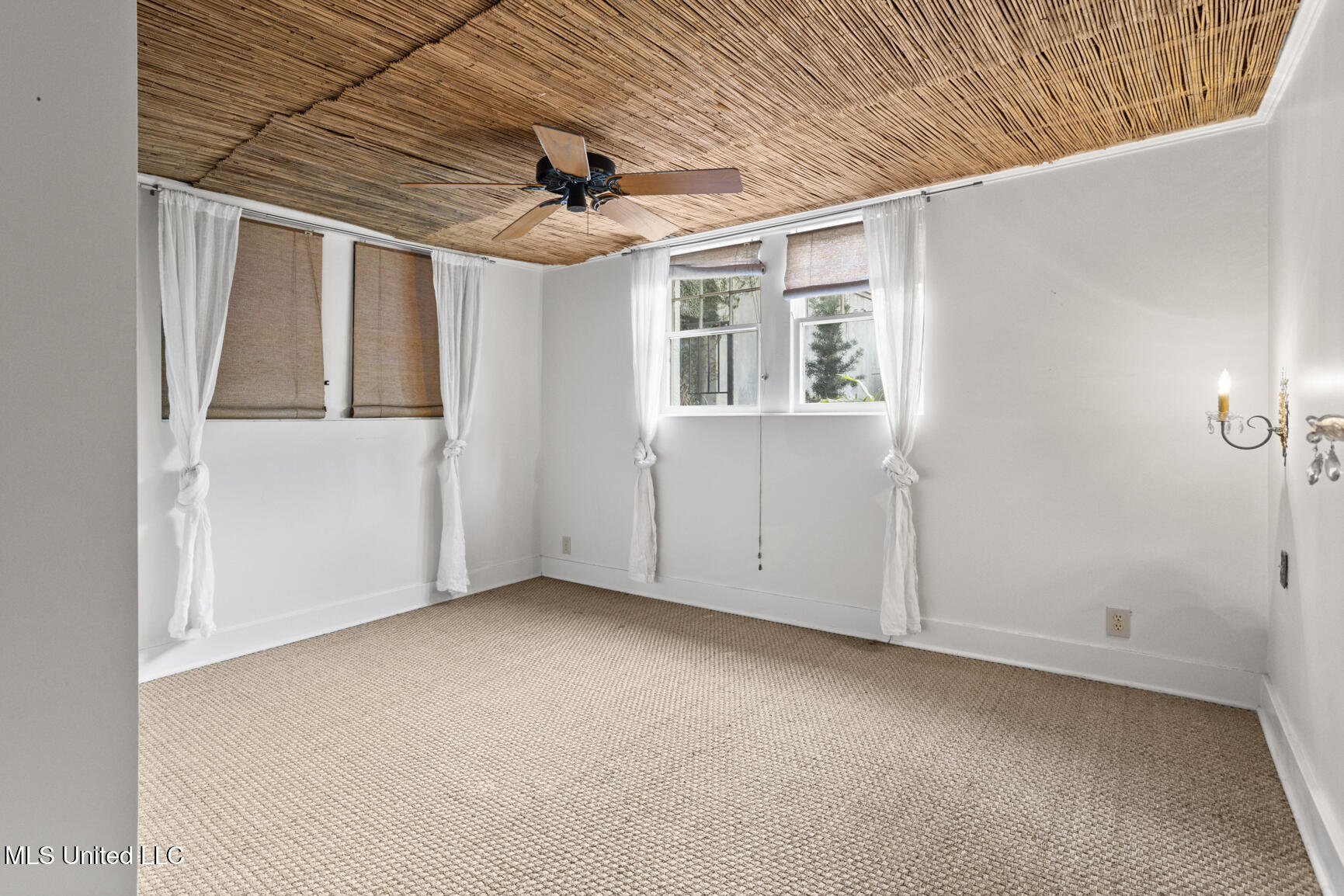 923 Pinehurst Street Jackson, MS 39202 - Photo 35 of 40 923 Pinehurst-30