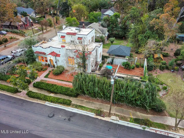 $698,900 | 923 Pinehurst Street, Jackson, MS 39202