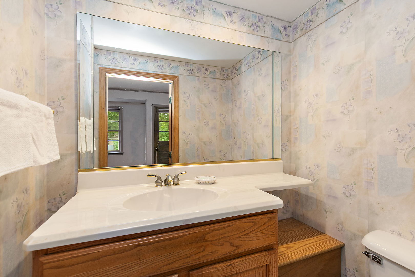 443 Glendale Road Roselle, IL 60172 - Photo 12 of 31 Gallery Image 12