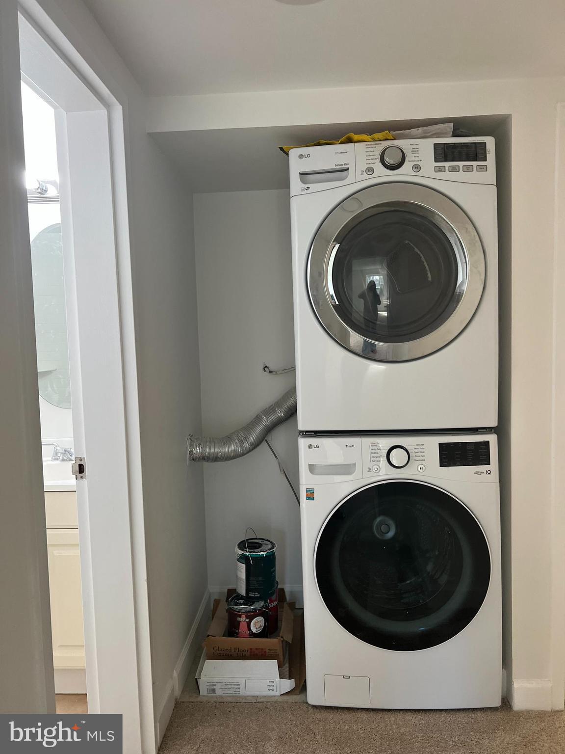 11601 Stoneview Square, Unit 61/12C Reston, VA 20191 - Photo 4 of 8 full washer and dryer