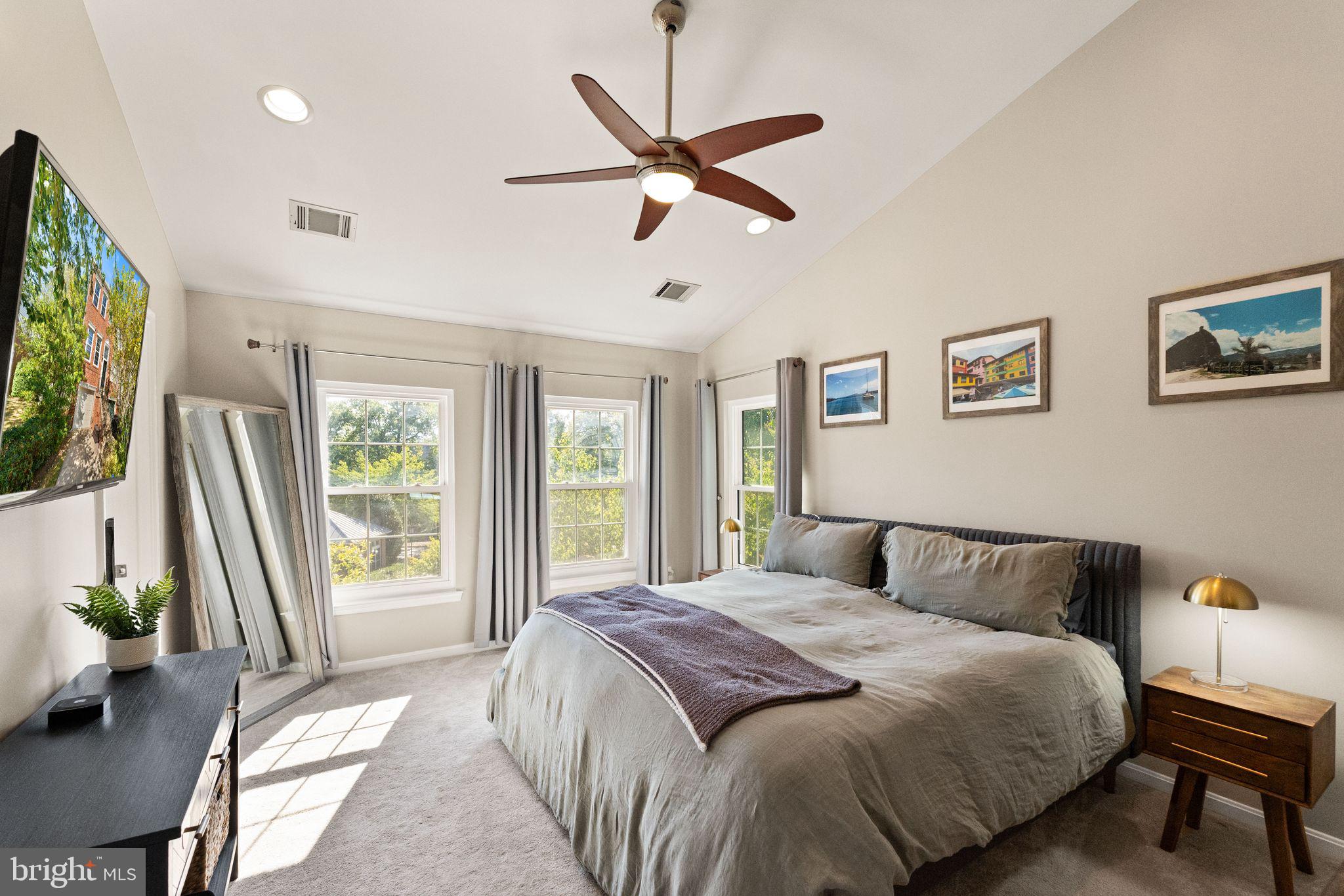 12001 Edgemere Circle Reston, VA 20190 - Photo 20 of 45