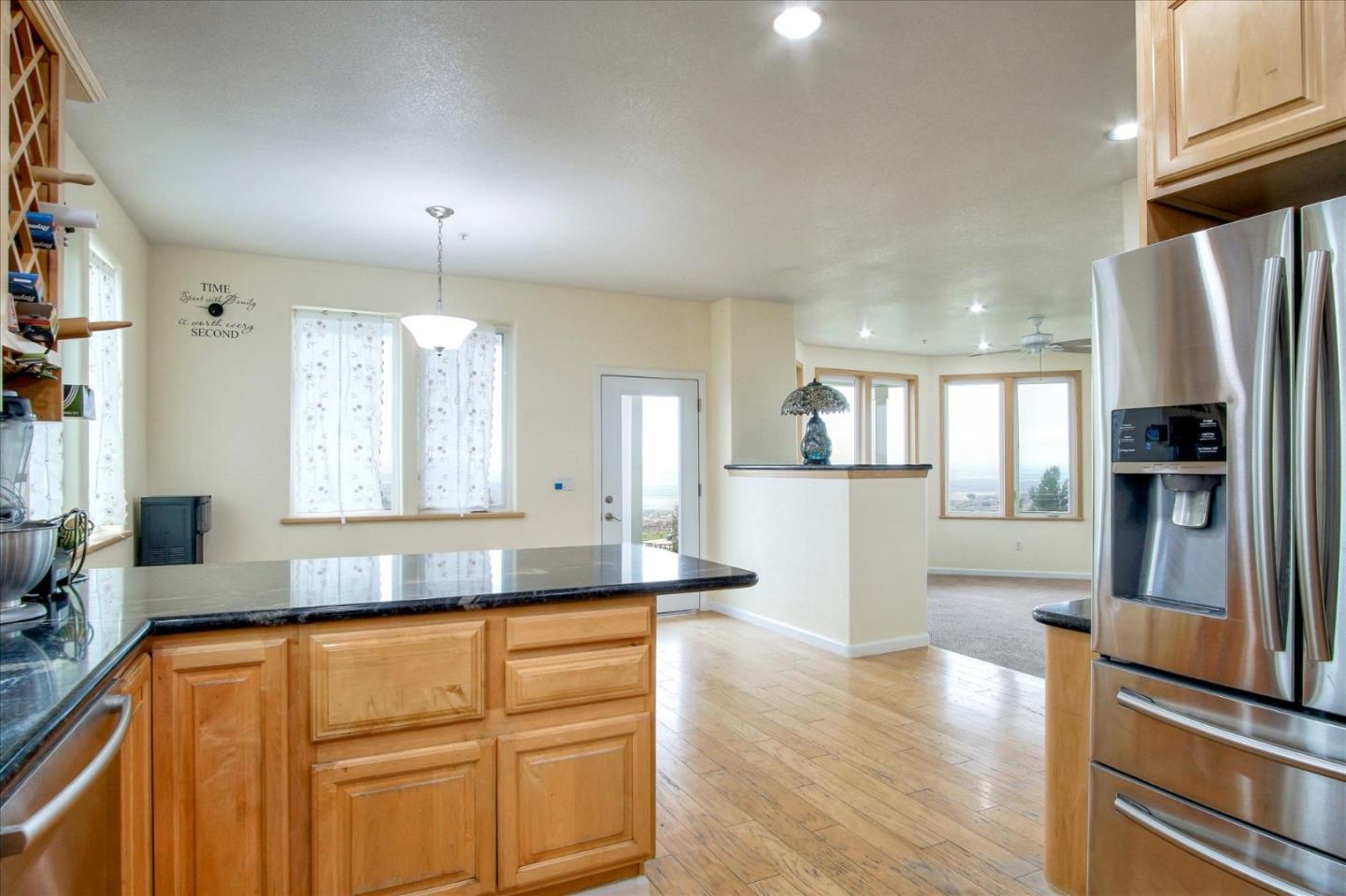 35635 Eagle Ridge Soledad, CA 93960 - Photo 43 of 50 a kitchen with stainless steel appliances granite countertop a refrigerator and a stove