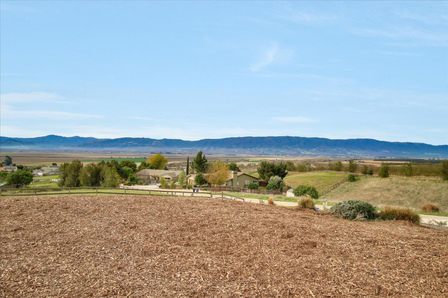 35635 Eagle Ridge Soledad, CA 93960 - Photo 9 of 50 a view of lake and mountain