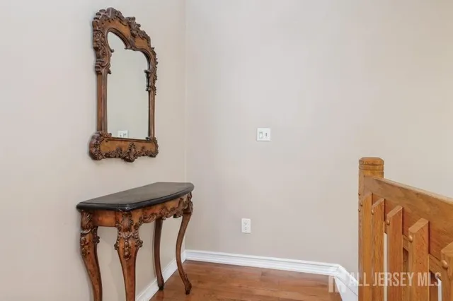 $586,000 | 56 Dortmunder Drive, Manalapan, NJ 07726