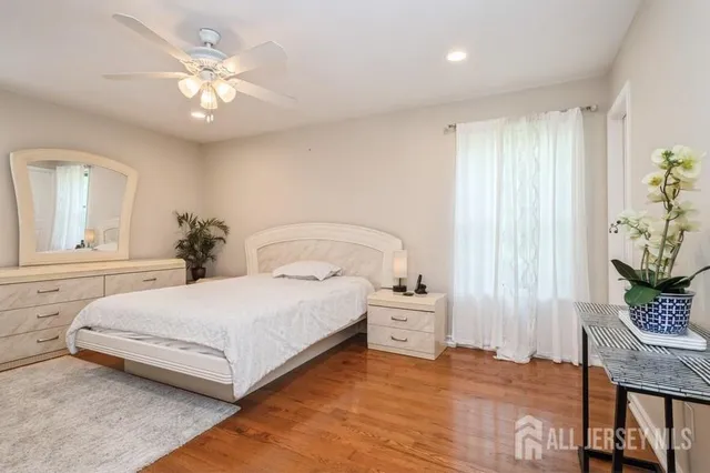 $586,000 | 56 Dortmunder Drive, Manalapan, NJ 07726