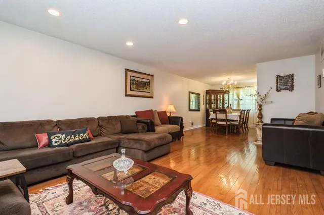 $586,000 | 56 Dortmunder Drive, Manalapan, NJ 07726