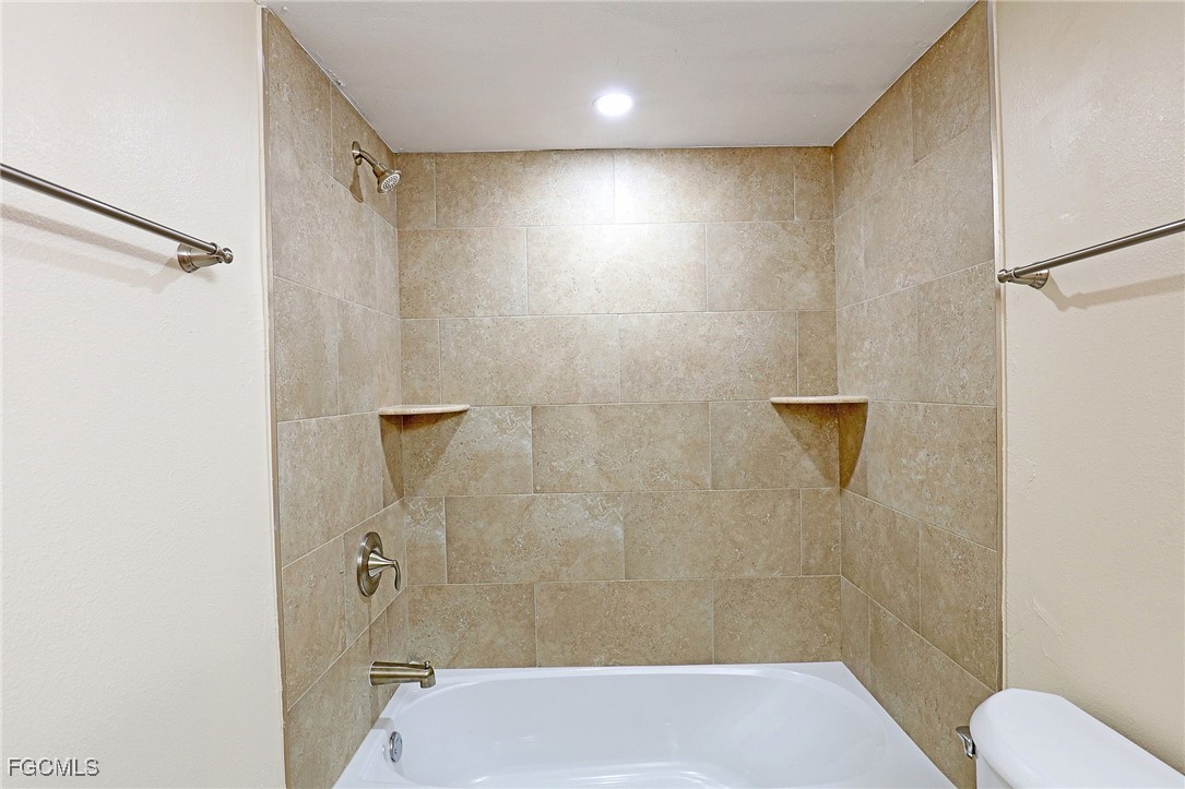 5331 Summerlin Road, Unit 3114 Fort Myers, FL 33919 - Photo 17 of 23