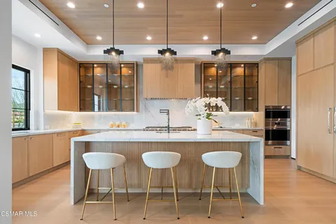 $8,000,000 | 3708 Brigantine Circle, Westlake Village, CA 91361