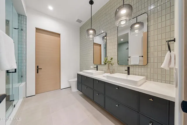 $8,000,000 | 3708 Brigantine Circle, Westlake Village, CA 91361