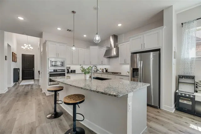 $450,000 | 912 Lamp Post Lane, Argyle, TX 76226