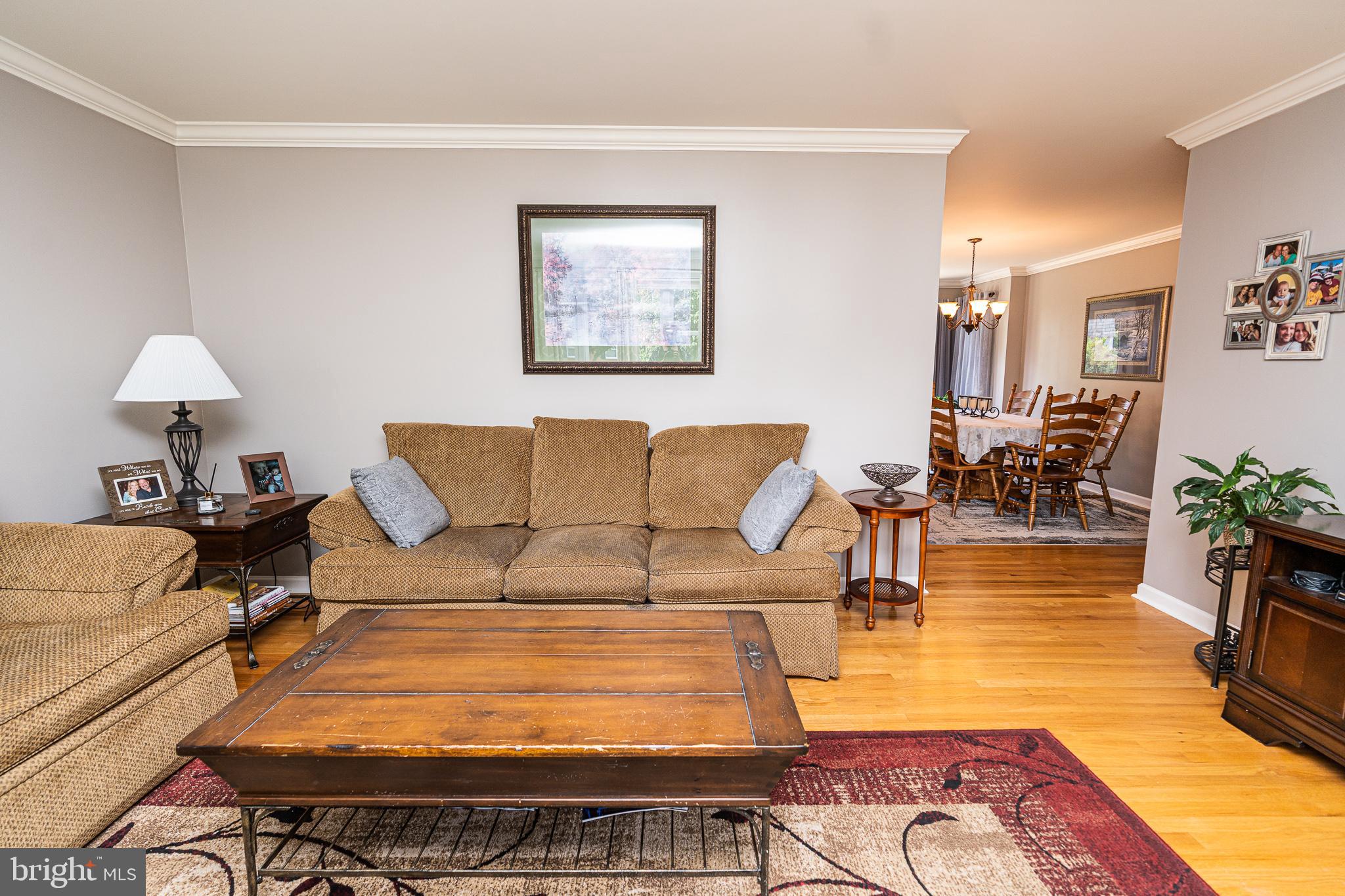 232 Homevale Road Reisterstown, MD 21136 - Photo 8 of 53 Living Room