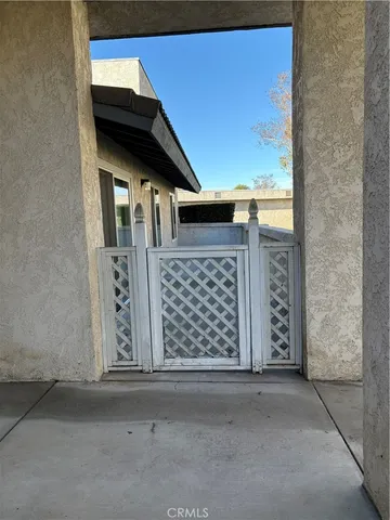 a view of back yard of the house