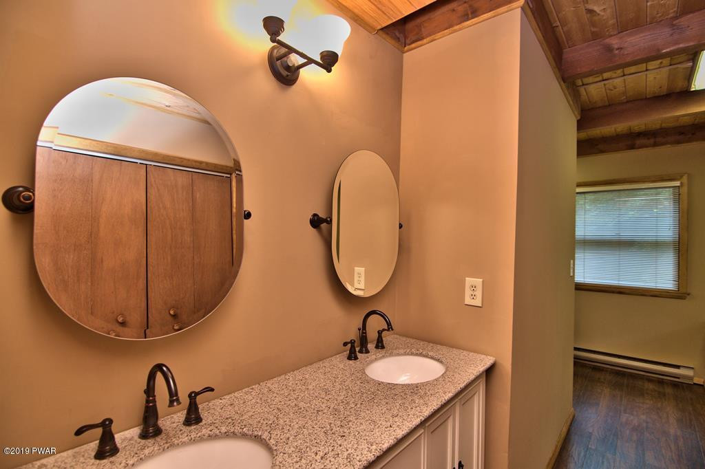2045 Roamingwood Road Lake Ariel, PA 18436 - Photo 24 of 88