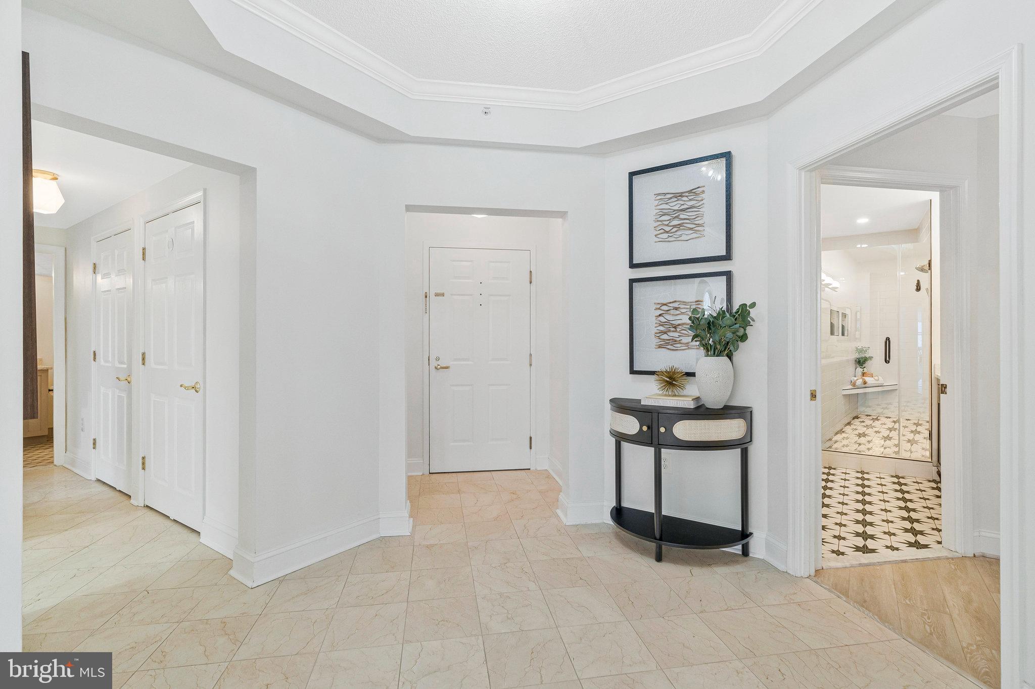 11776 Stratford House Place, Unit 807 Reston, VA 20190 - Photo 2 of 25