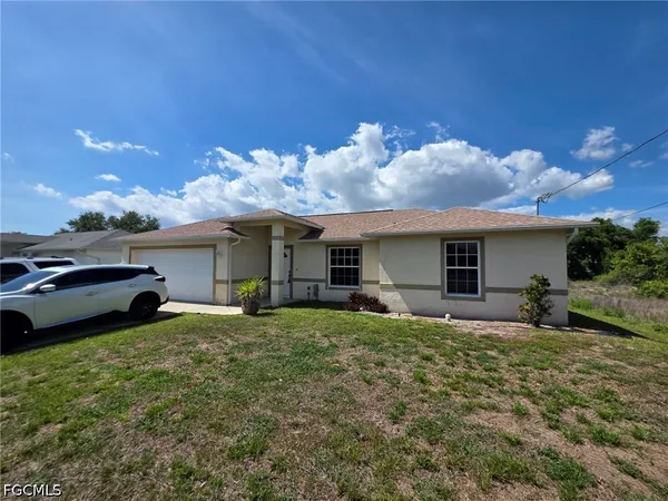 $2,000 | 3732 16th Street West, Lehigh Acres, FL 33971