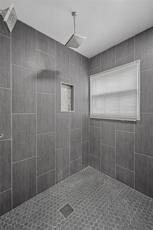 3104 Fadal Avenue Waco, TX 76708 - Photo 11 of 17 a bathroom with a shower