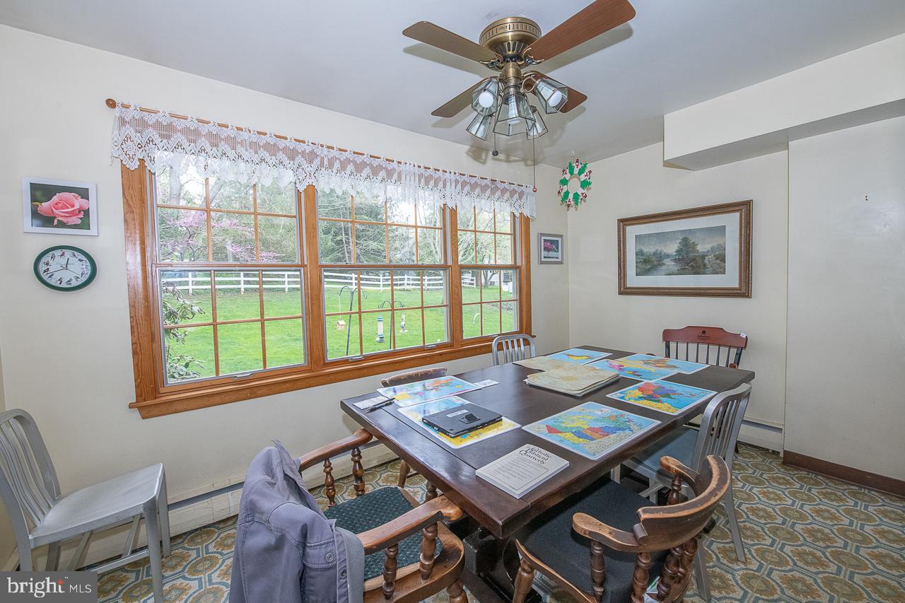 185 Woodstock Road Villanova, PA 19085 - Photo 11 of 30 Family Room