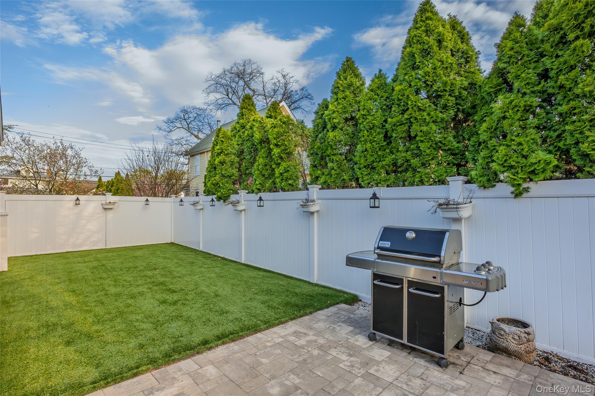 2489 Eileen Road Oceanside, NY 11572 - Photo 31 of 34