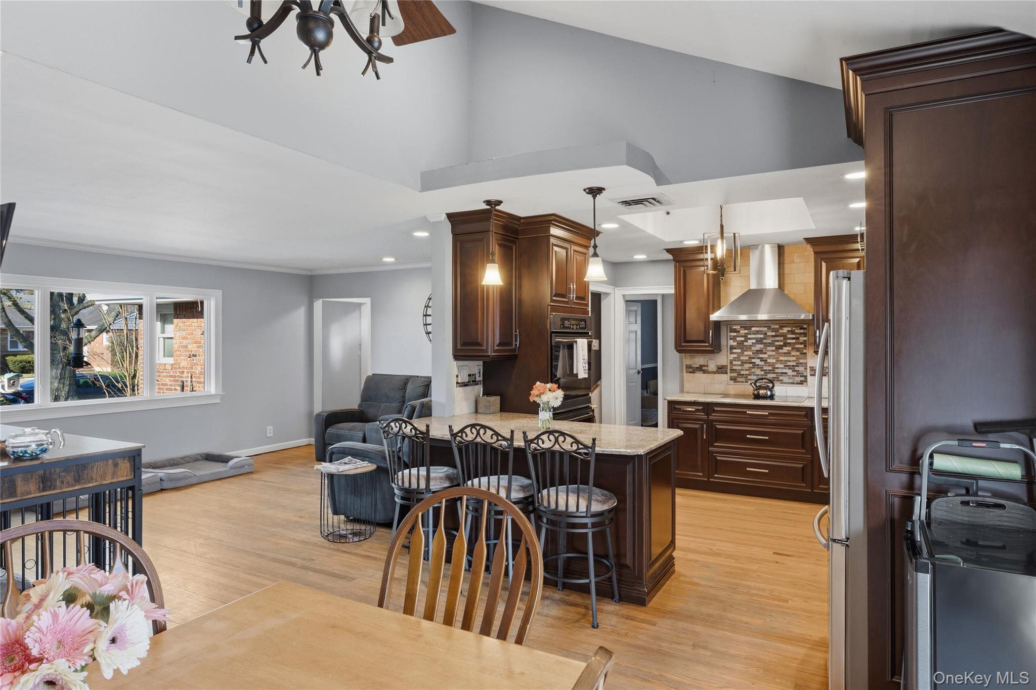 2489 Eileen Road Oceanside, NY 11572 - Photo 8 of 34
