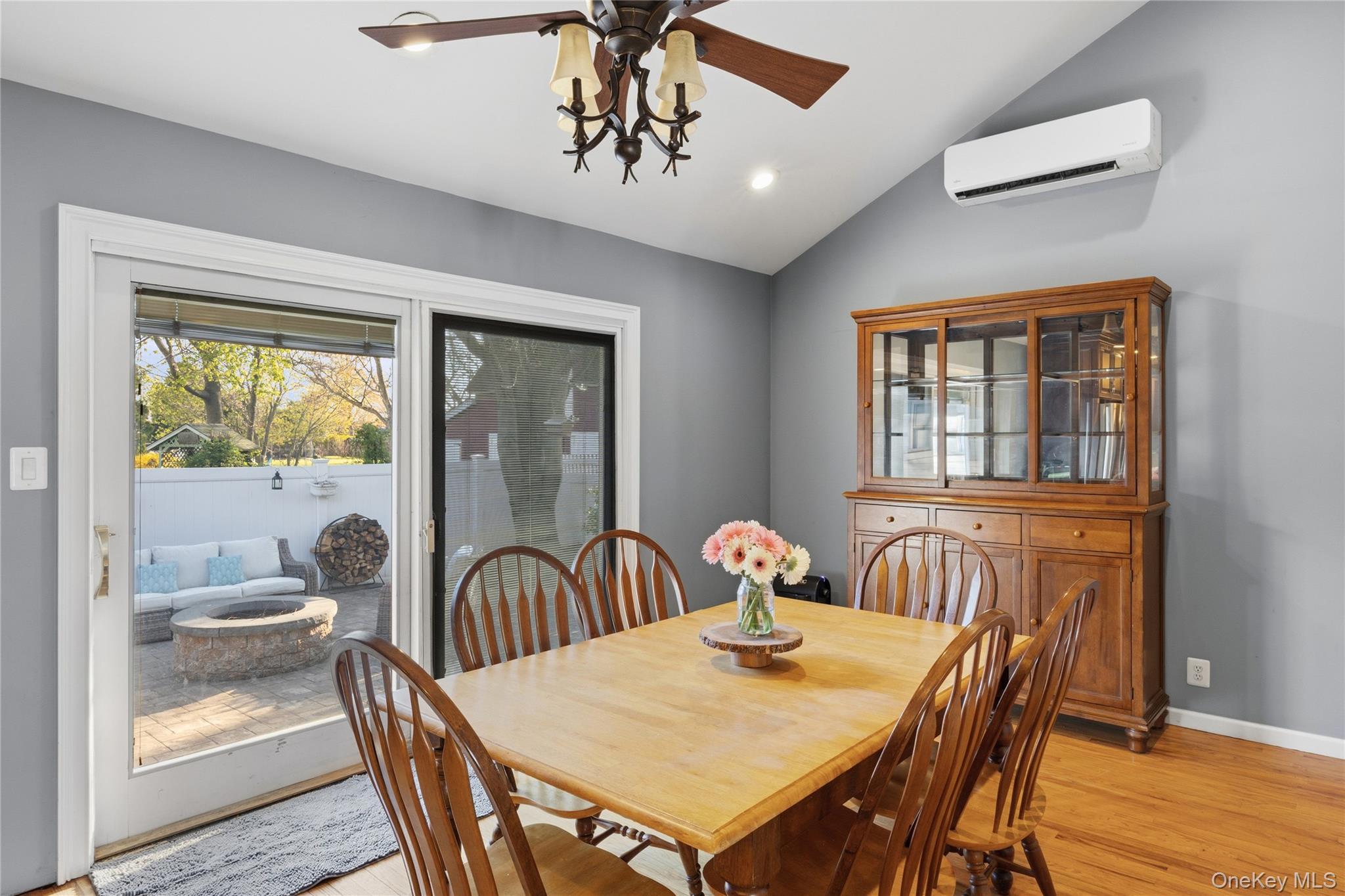 2489 Eileen Road Oceanside, NY 11572 - Photo 10 of 34