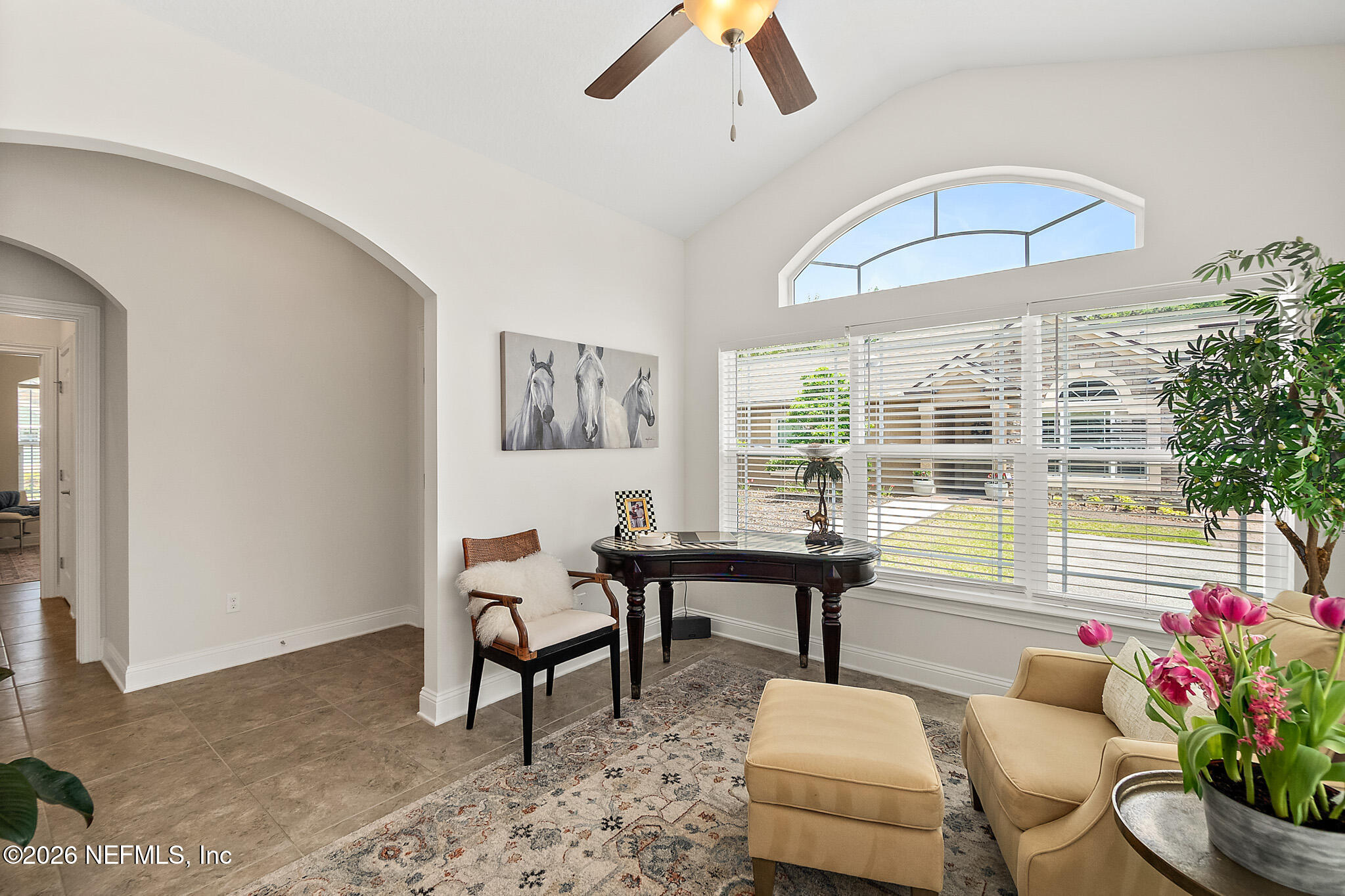 44 Utina Way St. Augustine, FL 32084 - Photo 6 of 48 a living room with furniture and a potted plant