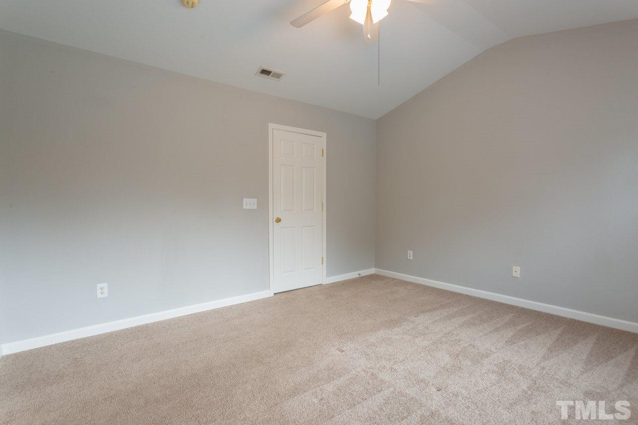 5106 Echo Ridge Road Raleigh, NC 27612 - Photo 17 of 23