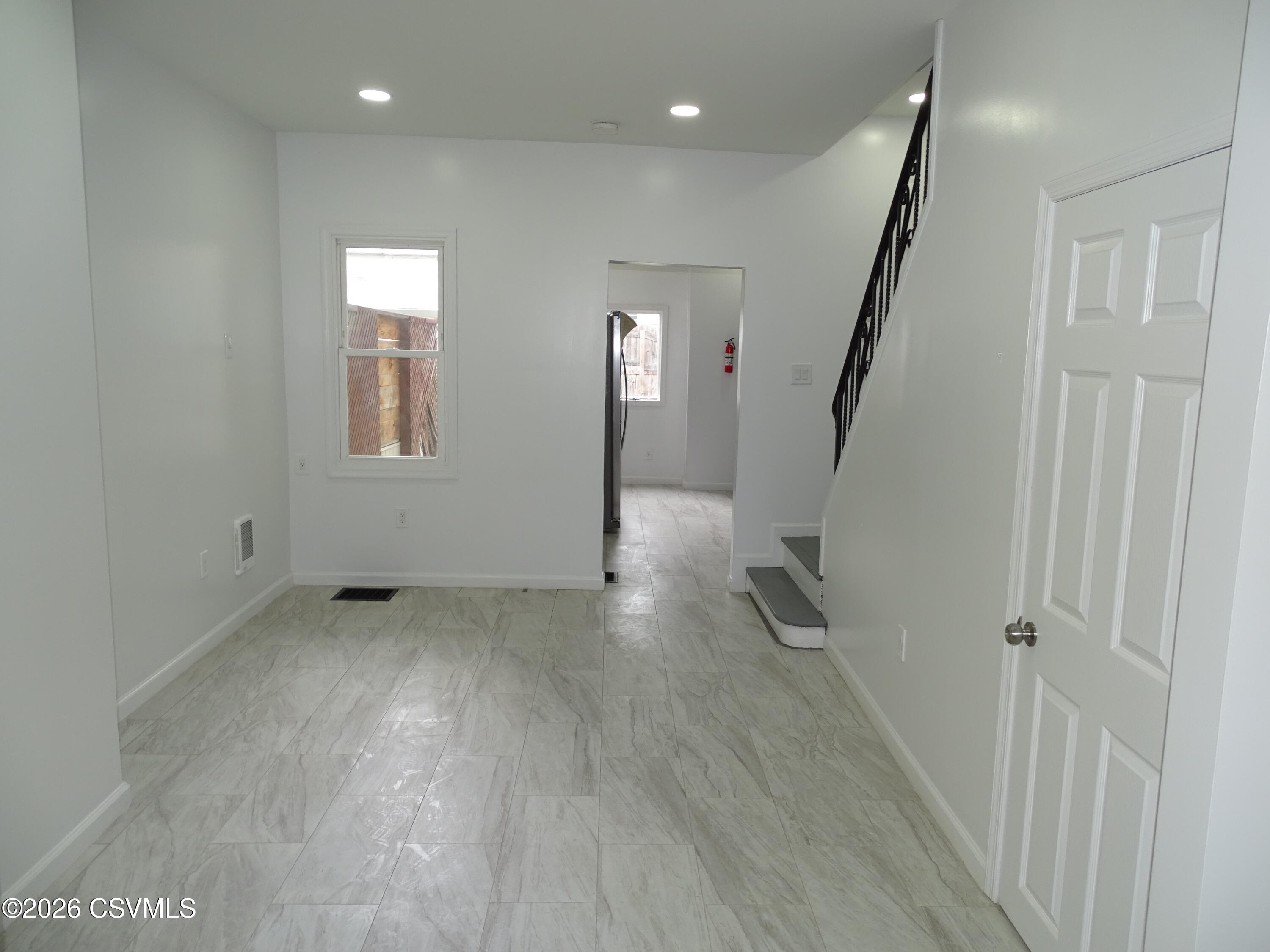 20 South 3rd Street Shamokin, PA 17872 - Photo 4 of 24