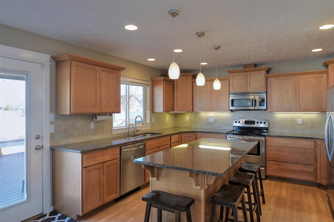 2816 West Graves Road Spokane, WA 99208 - Photo 3 of 20