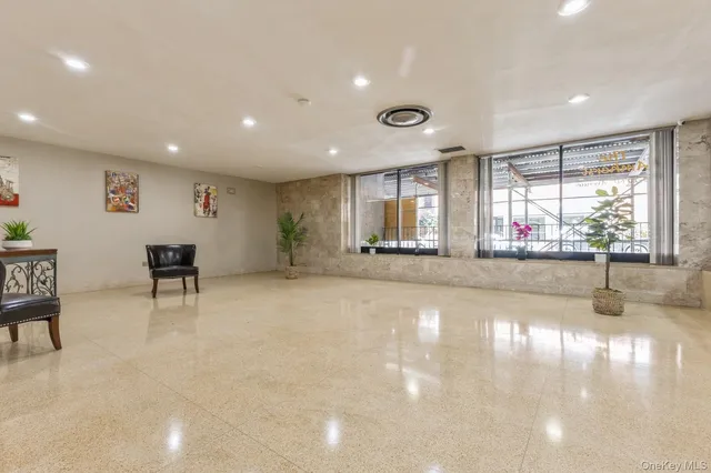 $149,999 | 99-10 60th Avenue, Unit 1A | South Corona