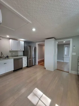 $4,000 | 400 Concord Street, Framingham, MA 01702