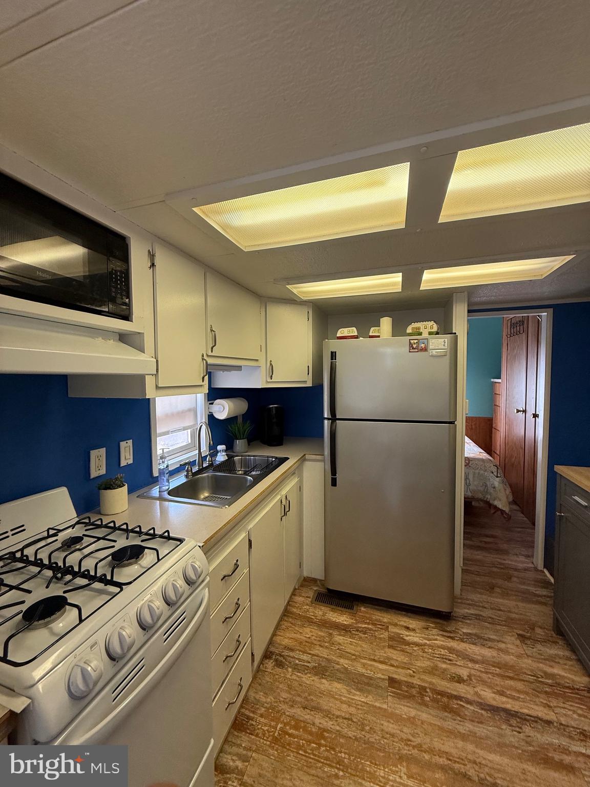 515 Corsons Tavern Road, Unit C35 Ocean View, NJ 08230 - Photo 7 of 22 kitchen