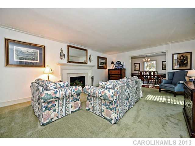 115 Sardis View Road Charlotte, NC 28211 - Photo 2 of 16 Gallery Image 2