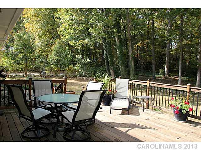 115 Sardis View Road Charlotte, NC 28211 - Photo 14 of 16 Gallery Image 14
