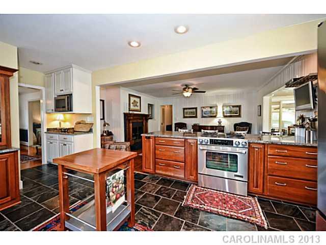 115 Sardis View Road Charlotte, NC 28211 - Photo 5 of 16 Gallery Image 5
