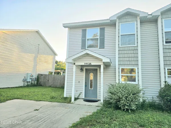 $1,725 | 1913 Laurel Avenue, Unit A, Panama City, FL 32405