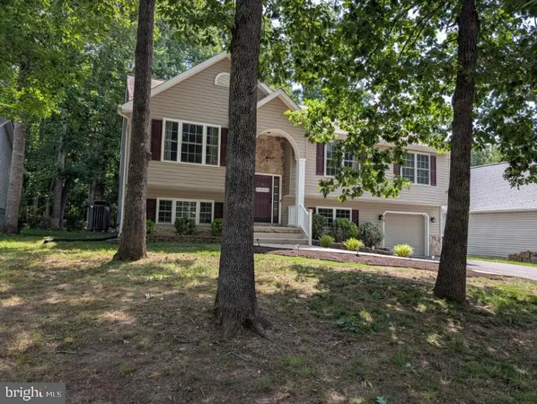 front view of house with a yard