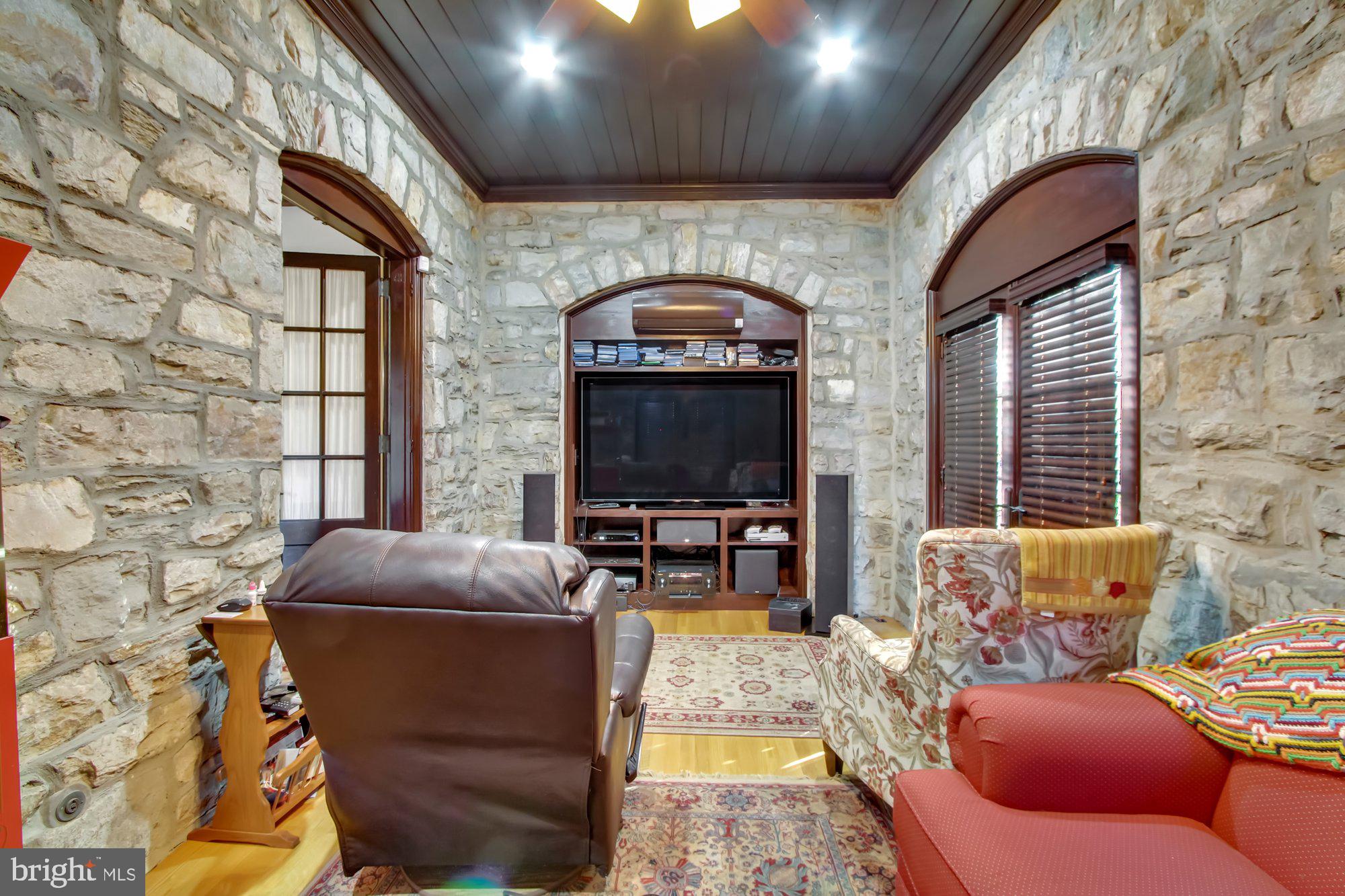 144 Merion Road York, PA 17403 - Photo 20 of 73 Gallery Image 20