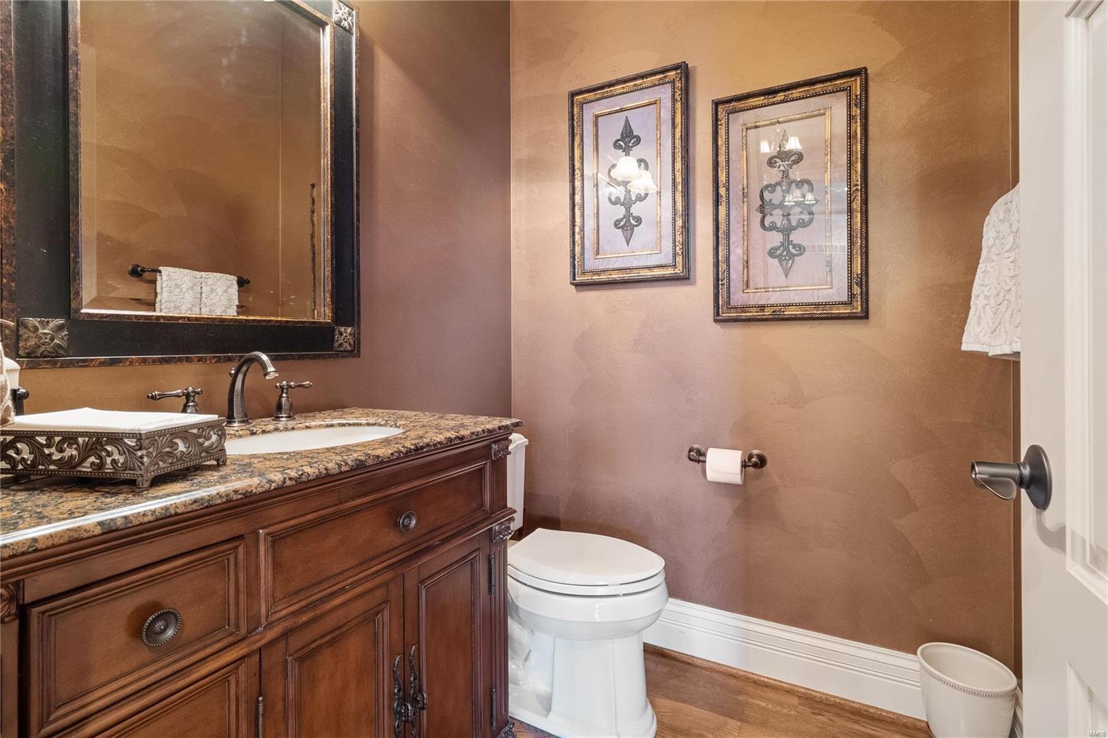 2814 North Geyer Road Frontenac, MO 63131 - Photo 16 of 42 Gallery Image 16