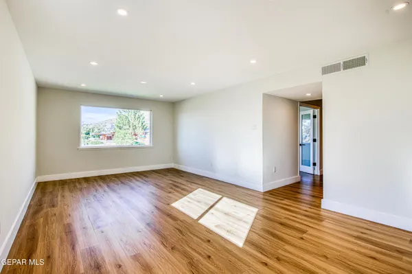 $630,000 | 1210 La Cruz Drive, El Paso, TX 79902