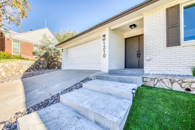 $630,000 | 1210 La Cruz Drive, El Paso, TX 79902