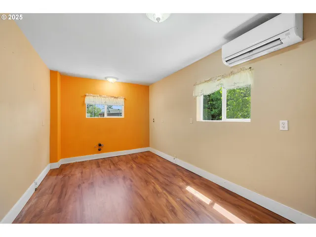 $429,500 | 1209 6th Street, Tillamook, OR 97141