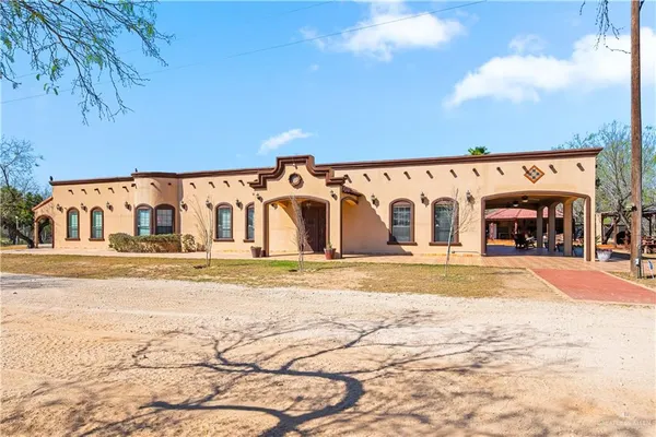 $1,800,000 | 38713 North Fm 681, Linn, TX 78563