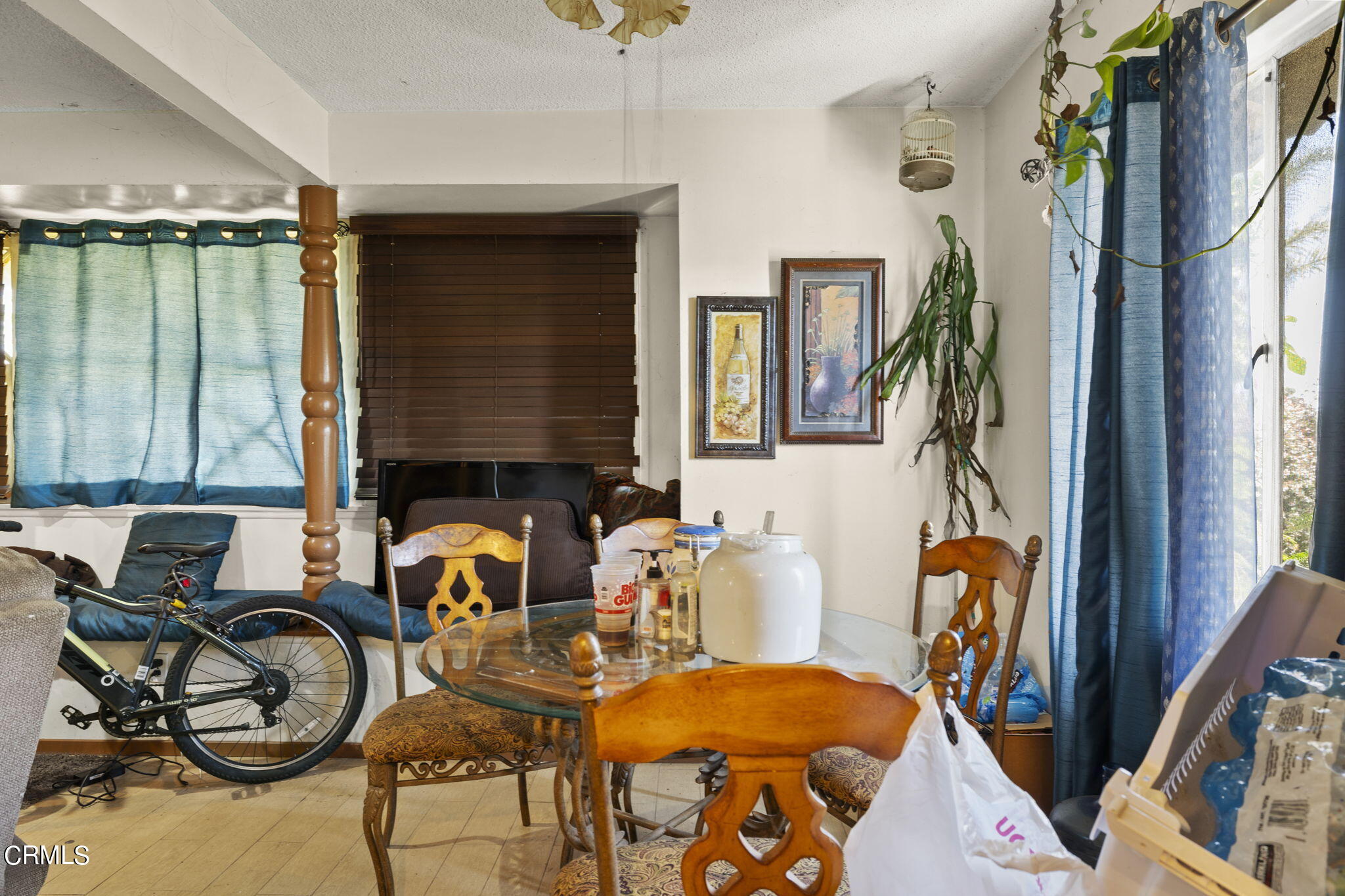 4829 Saviers Road Oxnard, CA 93033 - Photo 14 of 31 a view of a patio with table and chairs