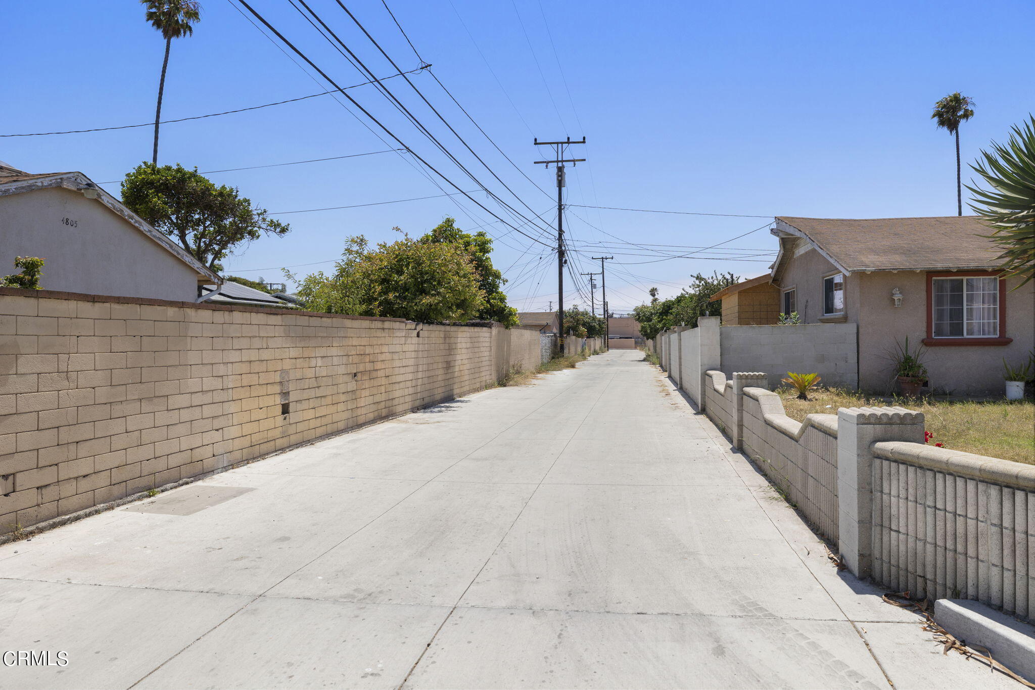 4829 Saviers Road Oxnard, CA 93033 - Photo 31 of 31 a view of a balcony
