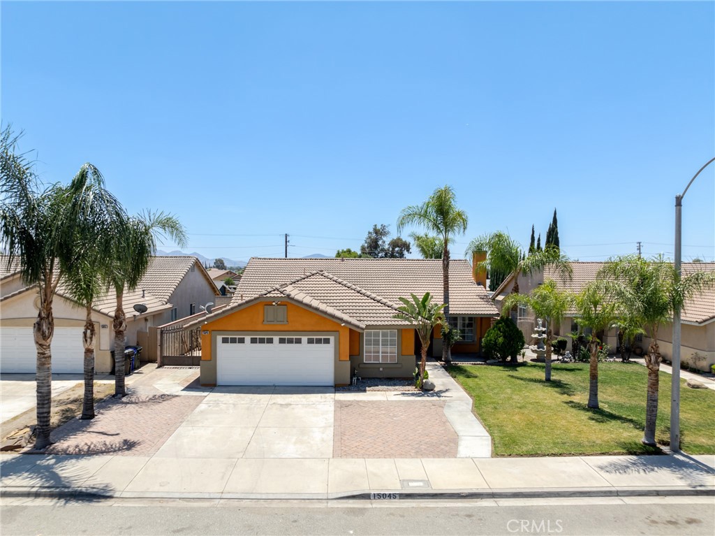 15045 Spring Street Fontana, CA 92335 - Photo 34 of 36