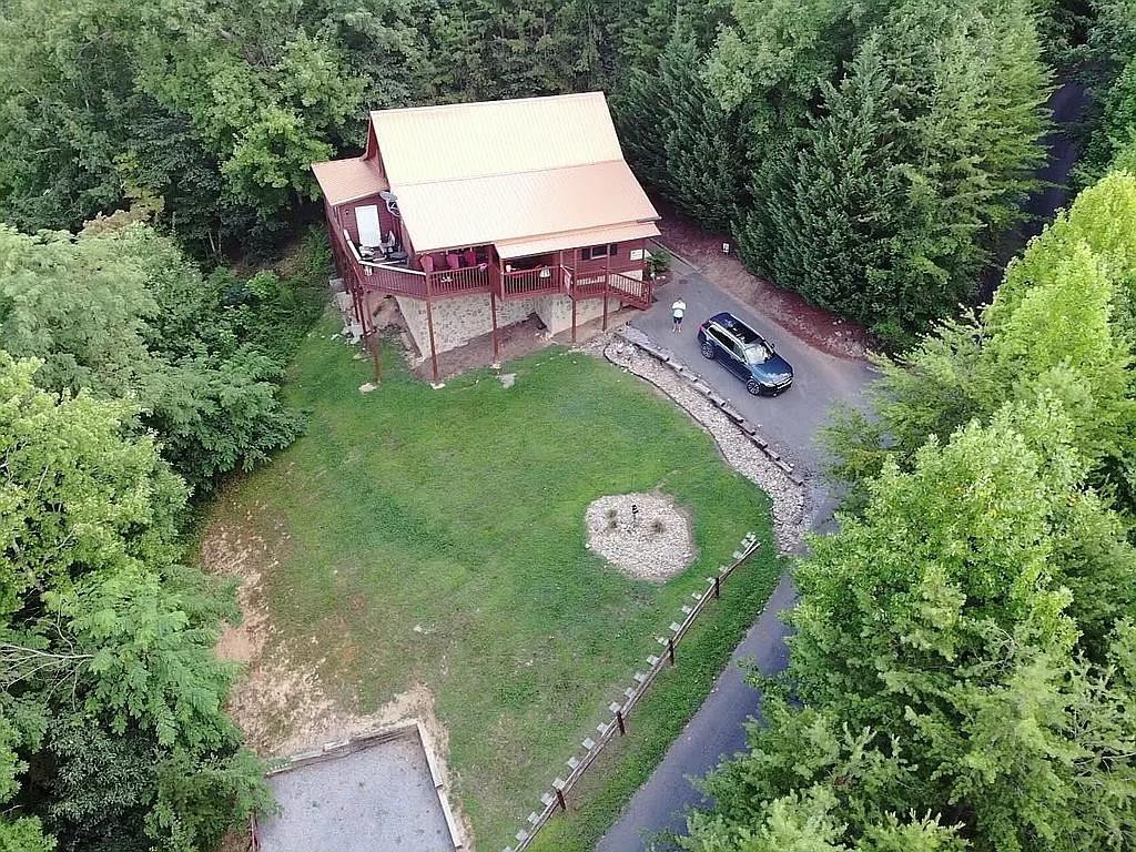 940 Pine Mountain Road, Unit FIRESIDECHATS Sevierville, TN 37862 - Photo 29 of 30 Gallery Image 29