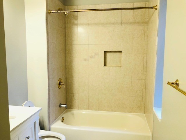 88 St Botolph Street, Unit 3 Boston, MA 02116 - Photo 8 of 11 a bathroom with a shower curtain and a sink