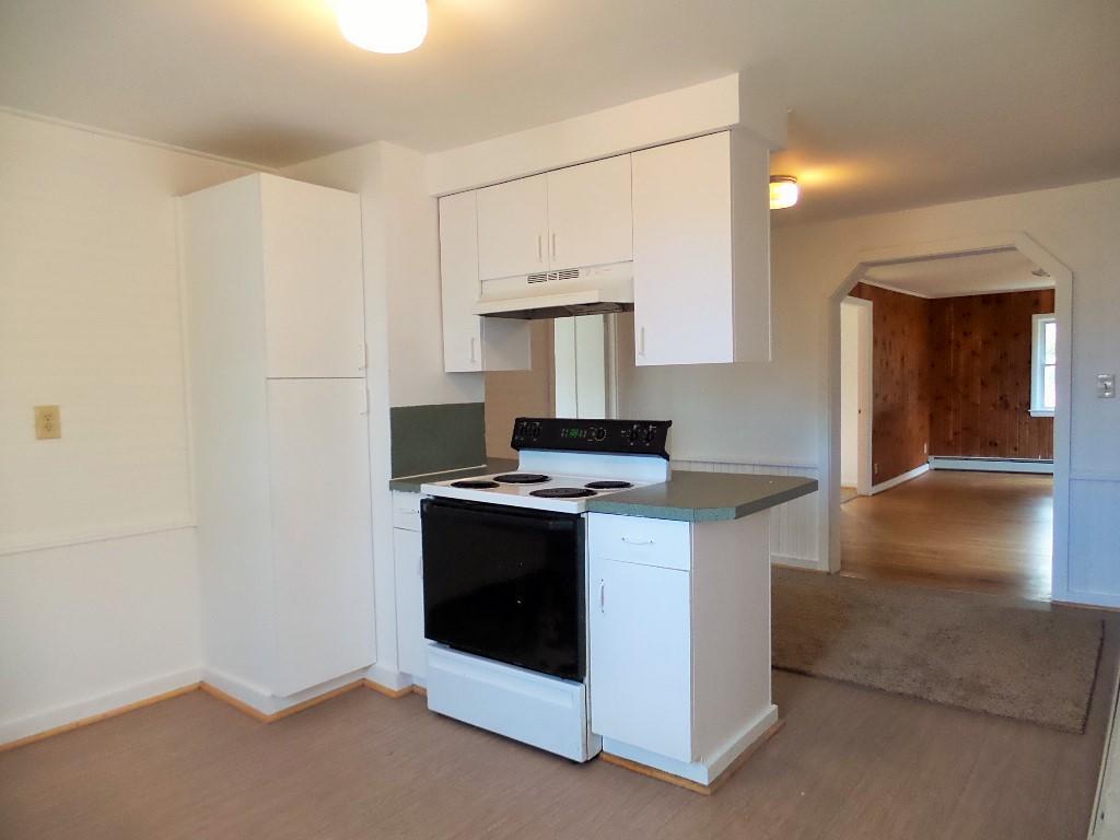 206 China Road Winslow, ME 04901 - Photo 2 of 25 Kitchen & Dining Area