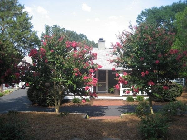 60 Caddell Road Pinehurst, NC 28374 - Photo 1 of 18 Primary Photo